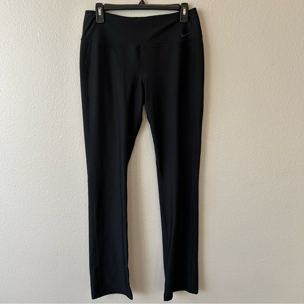 Nike Women's Black Flare Leggings